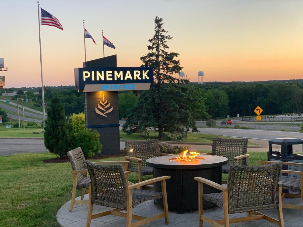 Pinemark Inn Suites Events Saint Clair Kültér fotó