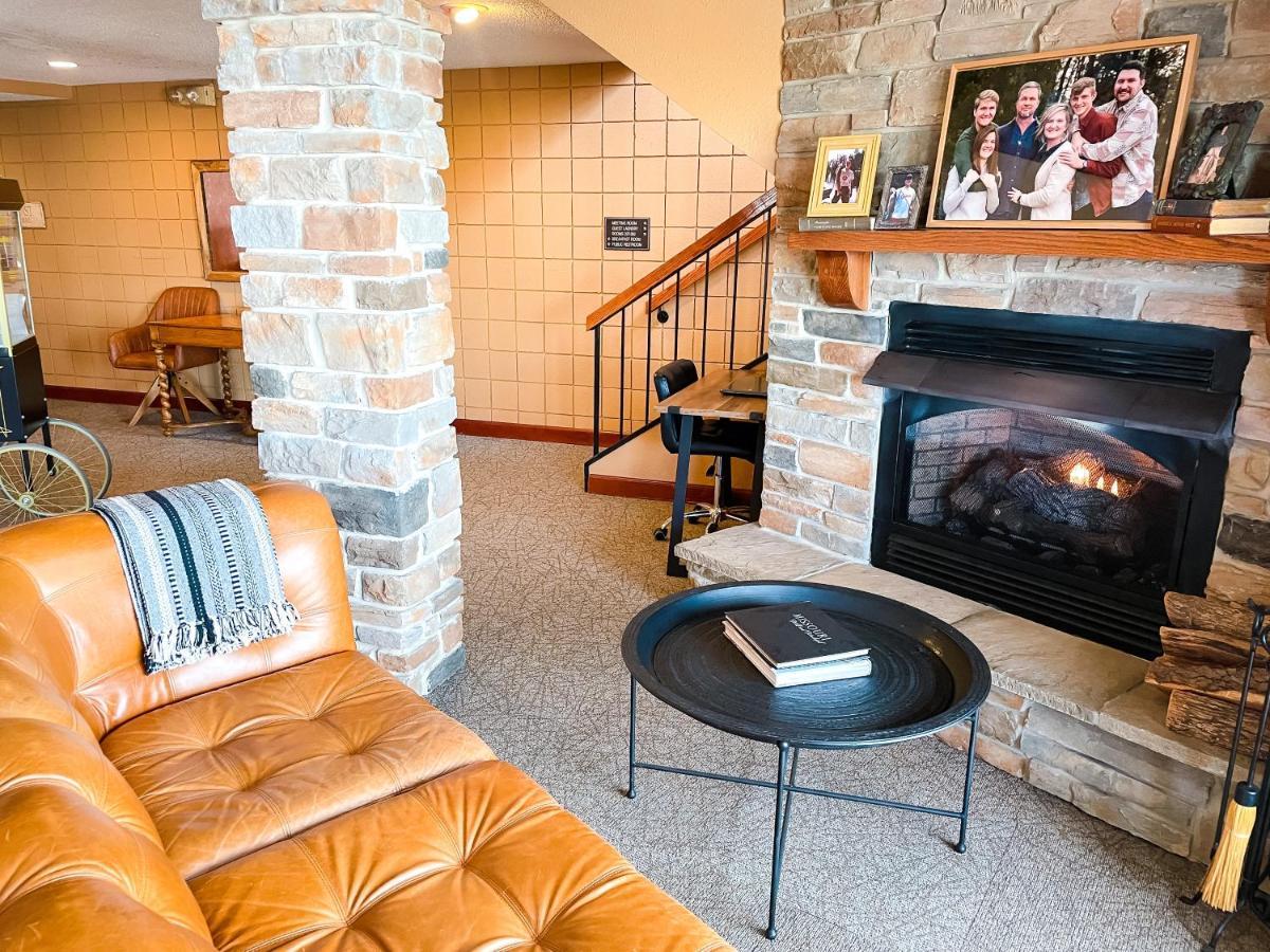 Pinemark Inn Suites Events Saint Clair Kültér fotó