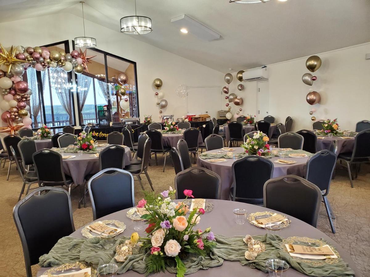 Pinemark Inn Suites Events Saint Clair Kültér fotó