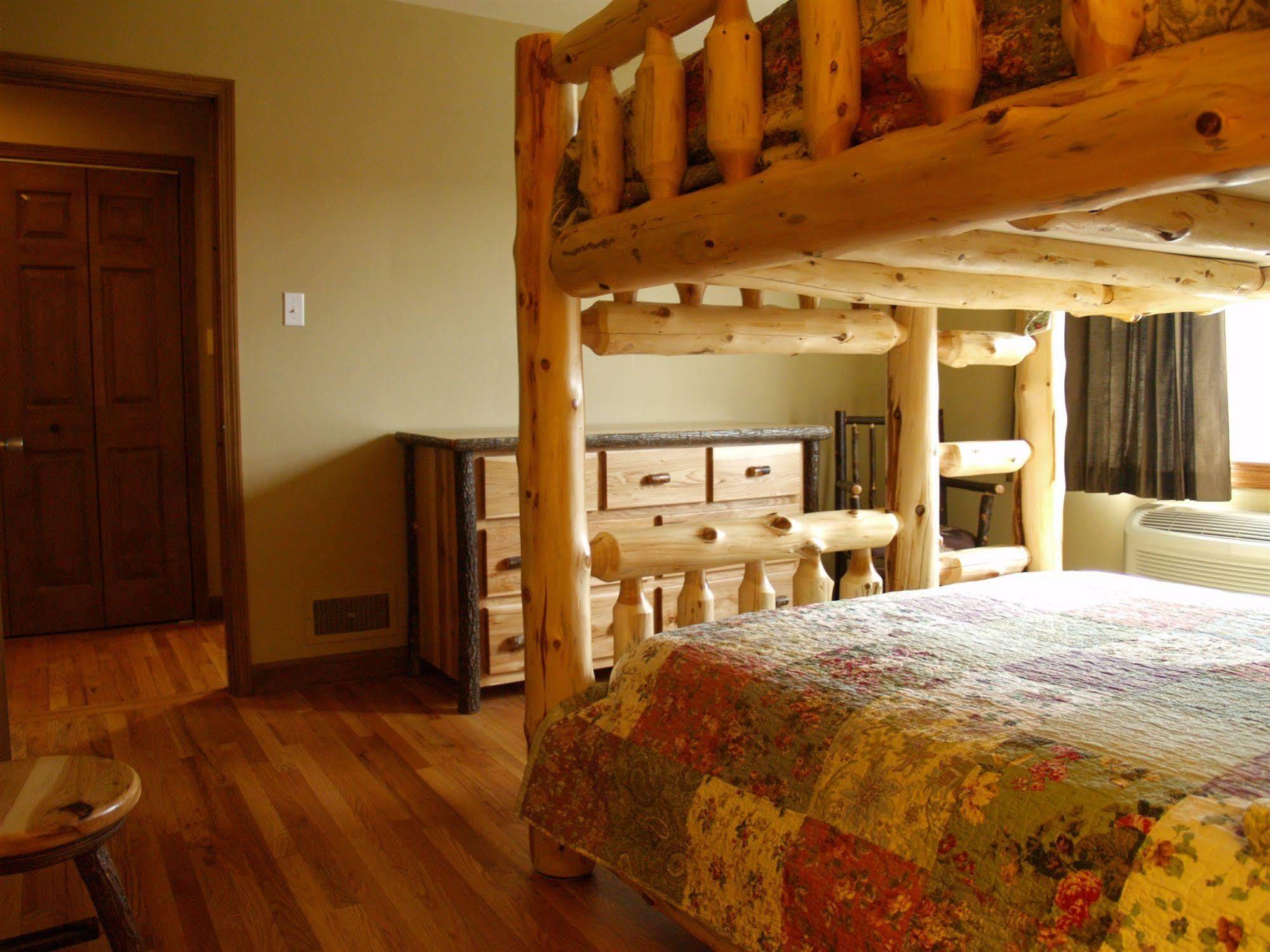 Pinemark Inn Suites Events Saint Clair Kültér fotó